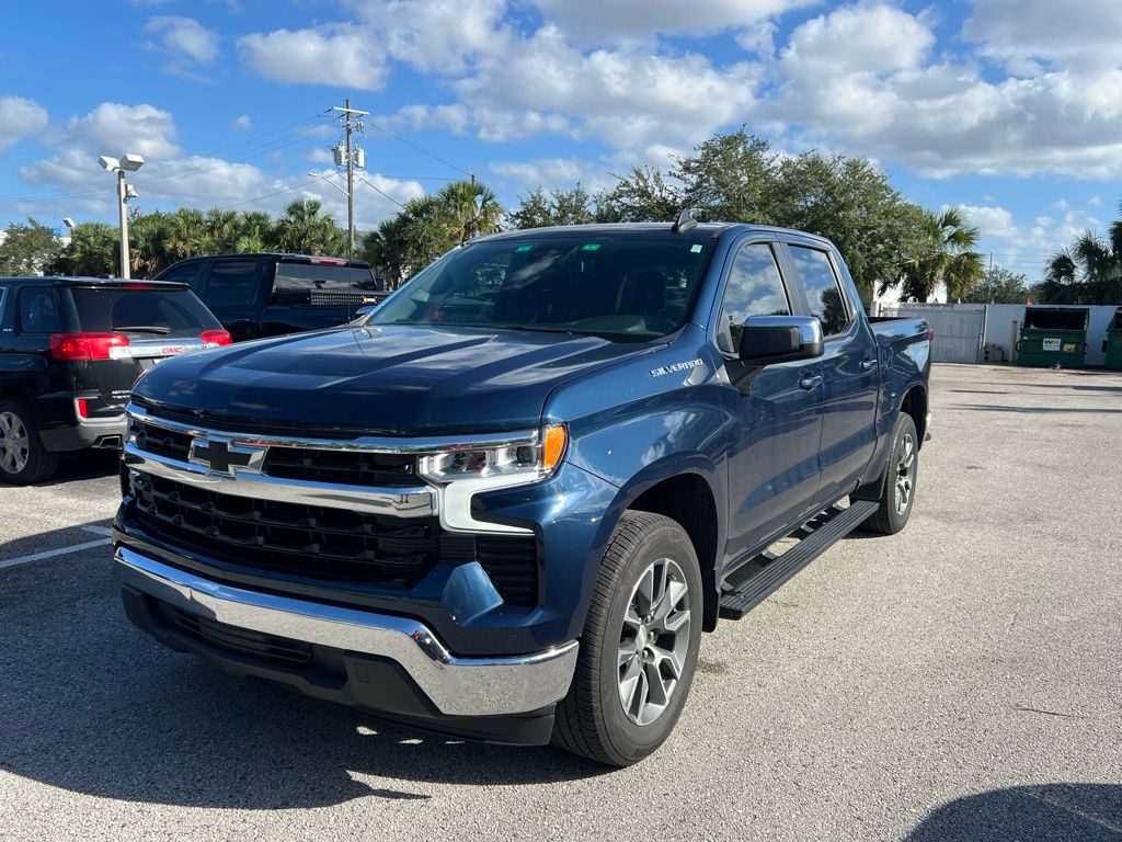 2023 Chevrolet Silverado 1500 LT 2