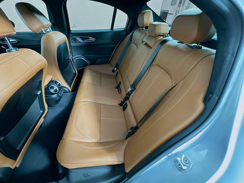 2022 Alfa Romeo Giulia Ti 25