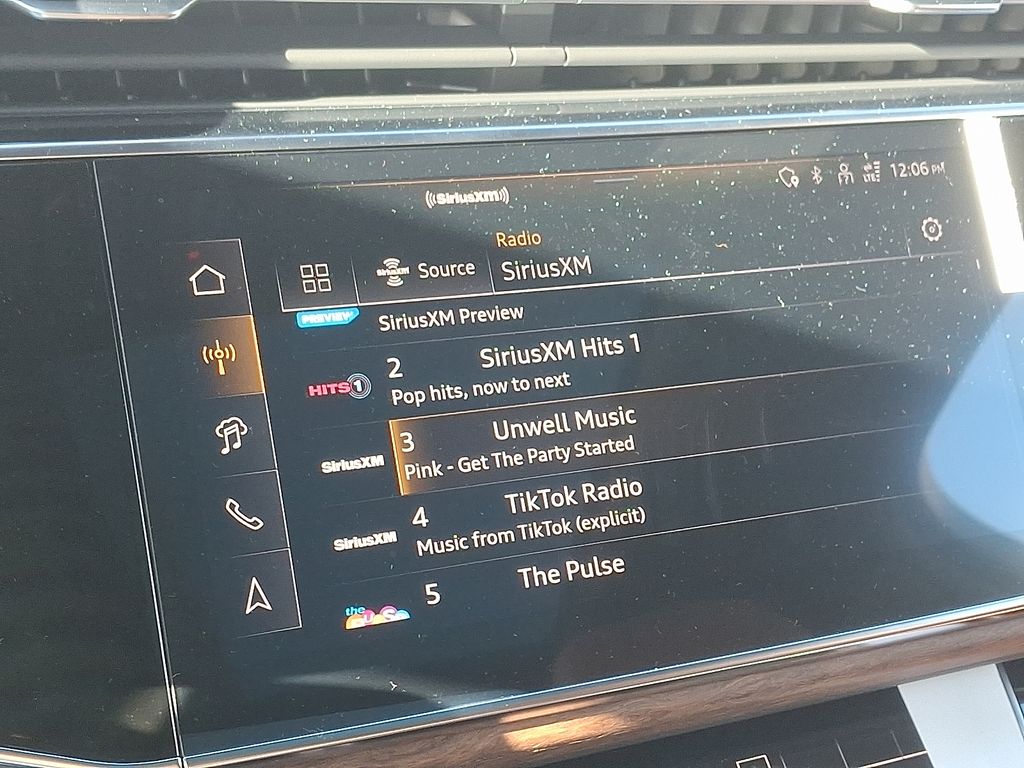 Thumbnail: 2026 Audi Q7 - 16