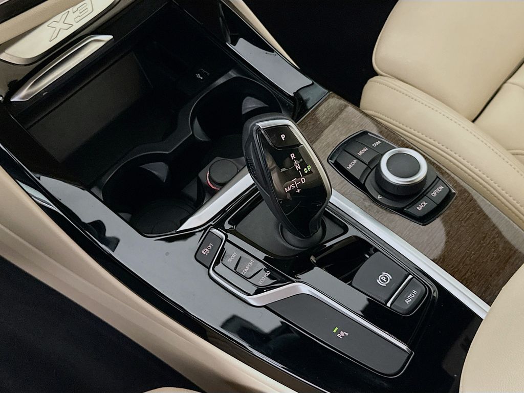Thumbnail: 2019 BMW X3 - 16