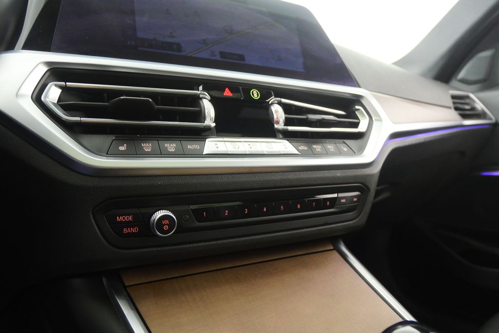 Thumbnail: 2020 BMW 3 Series - 25