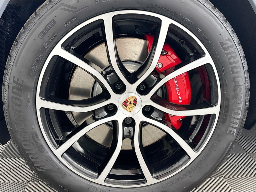 Thumbnail: 2026 Porsche Cayenne - 31