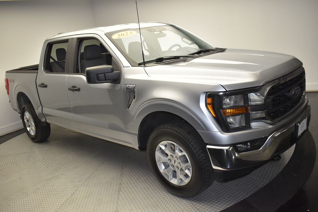 2023 Ford F-150 XLT 3