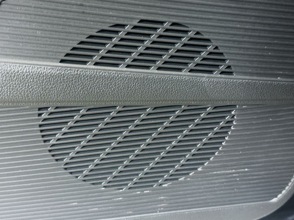 Thumbnail: 2023 Volkswagen Taos - 18