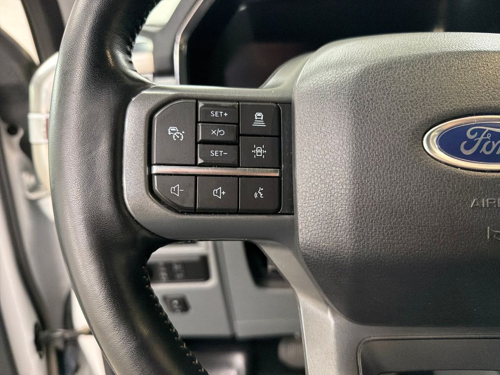 Certified Used 2022 White Ford Lariat image 20