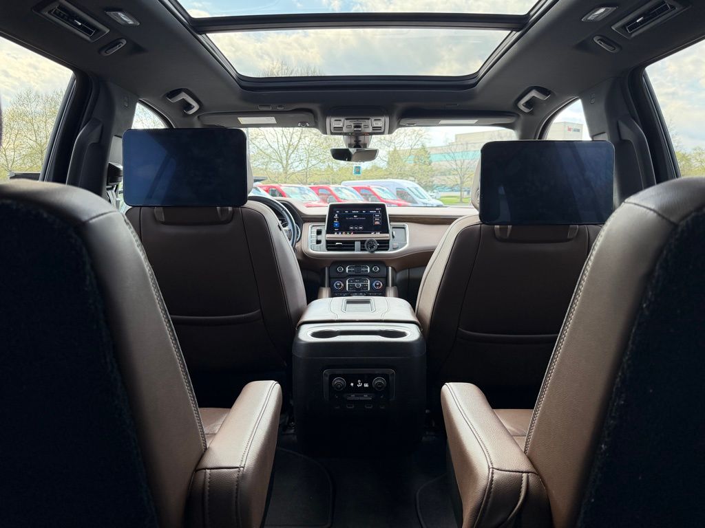 2021 Chevrolet Suburban 4WD High Country