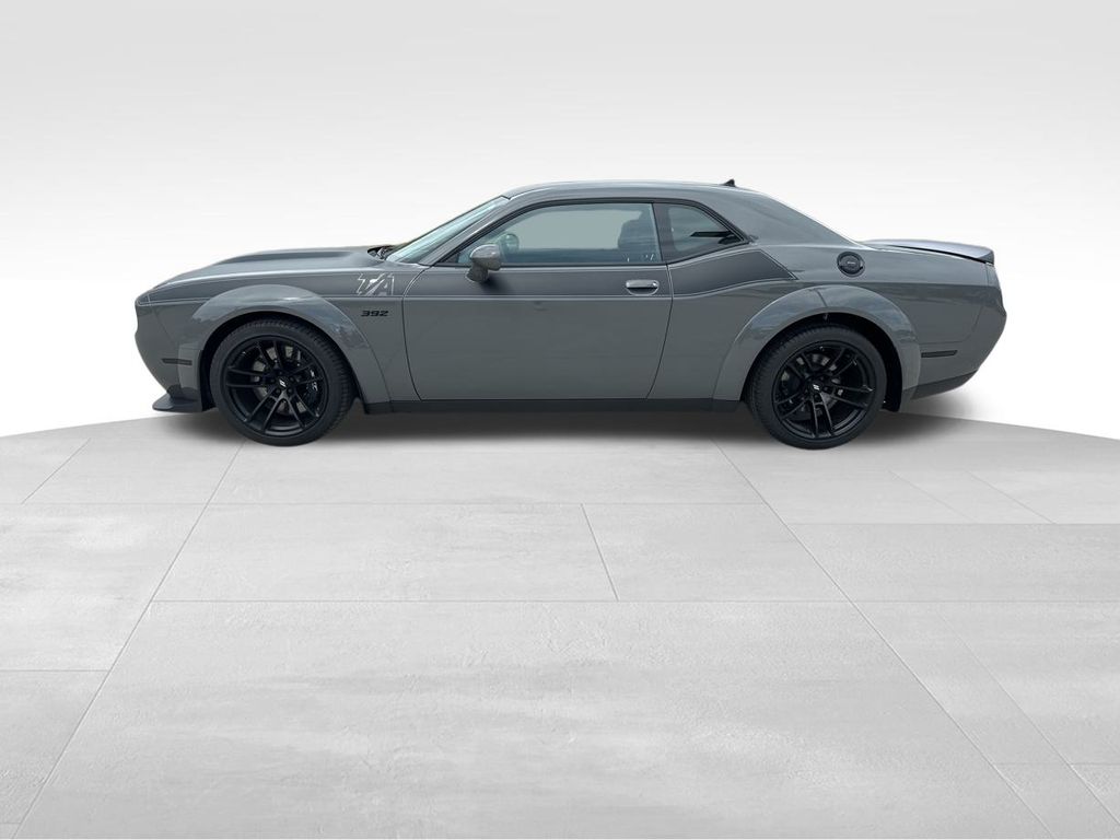 2023 Destroyer Gray Clearcoat Dodge Challenger R/T Scat Pack Widebody RWD Coupe