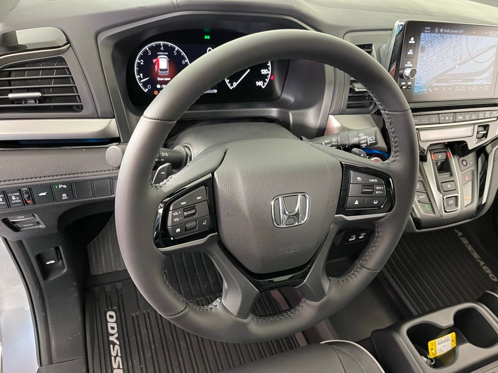 2025 Honda Odyssey Touring 31