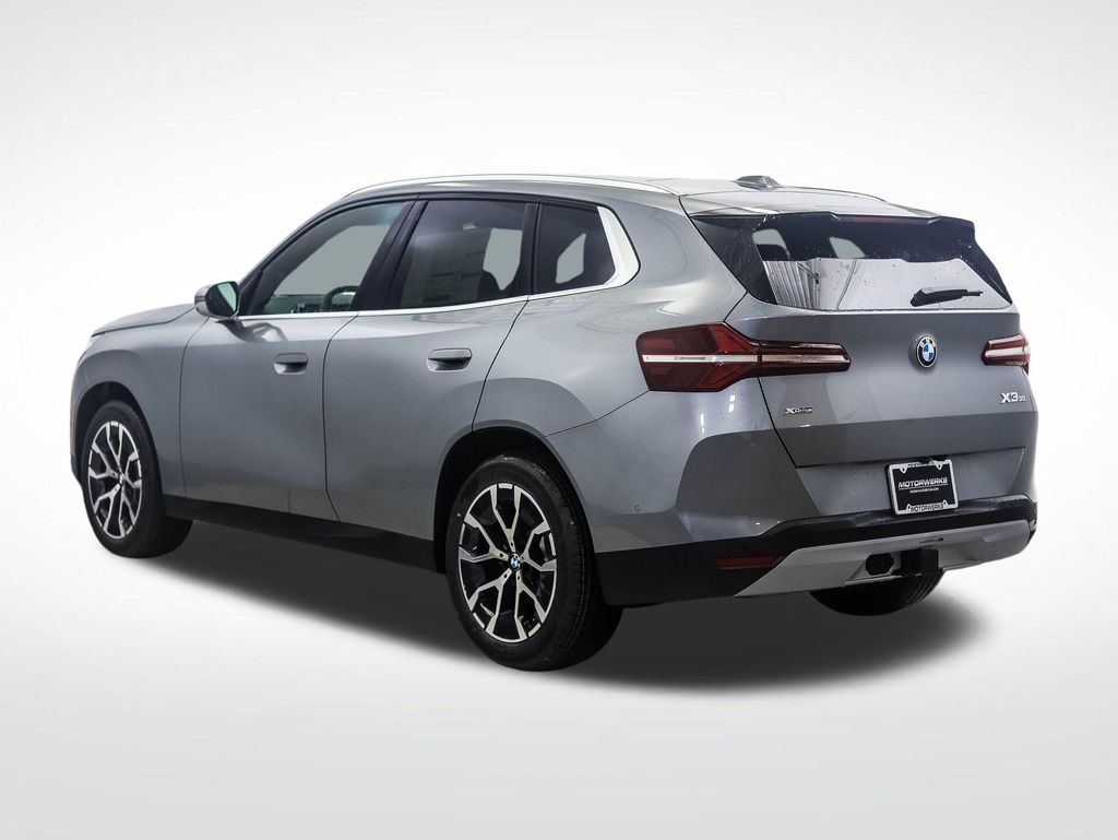 Thumbnail: 2026 BMW X3 - 3