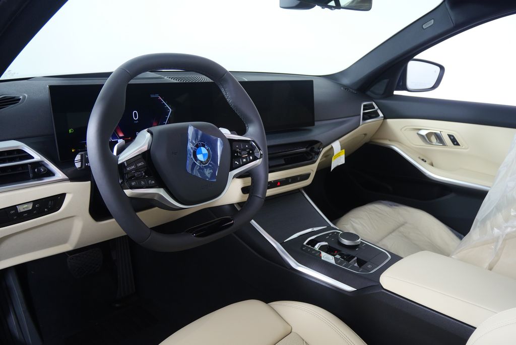 Thumbnail: 2026 BMW 3 Series - 13