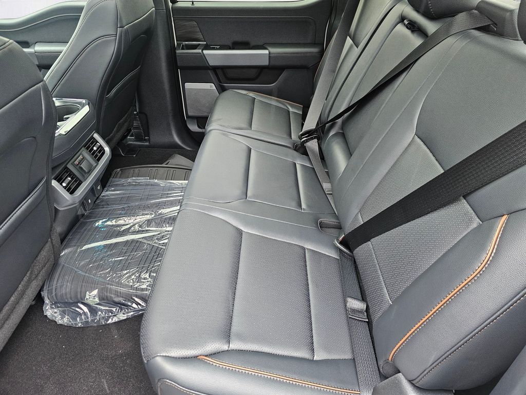 New 2025 White Ford Lariat image 19