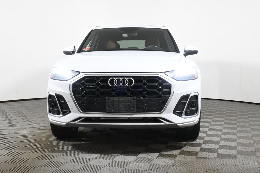 Thumbnail: 2022 Audi Q5 - 10