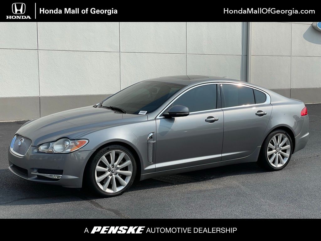 2011 Jaguar XF Premium Hero Image