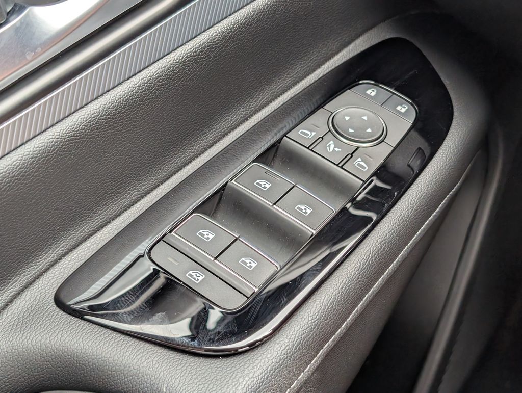 Used 2025 Nissan Murano SUV