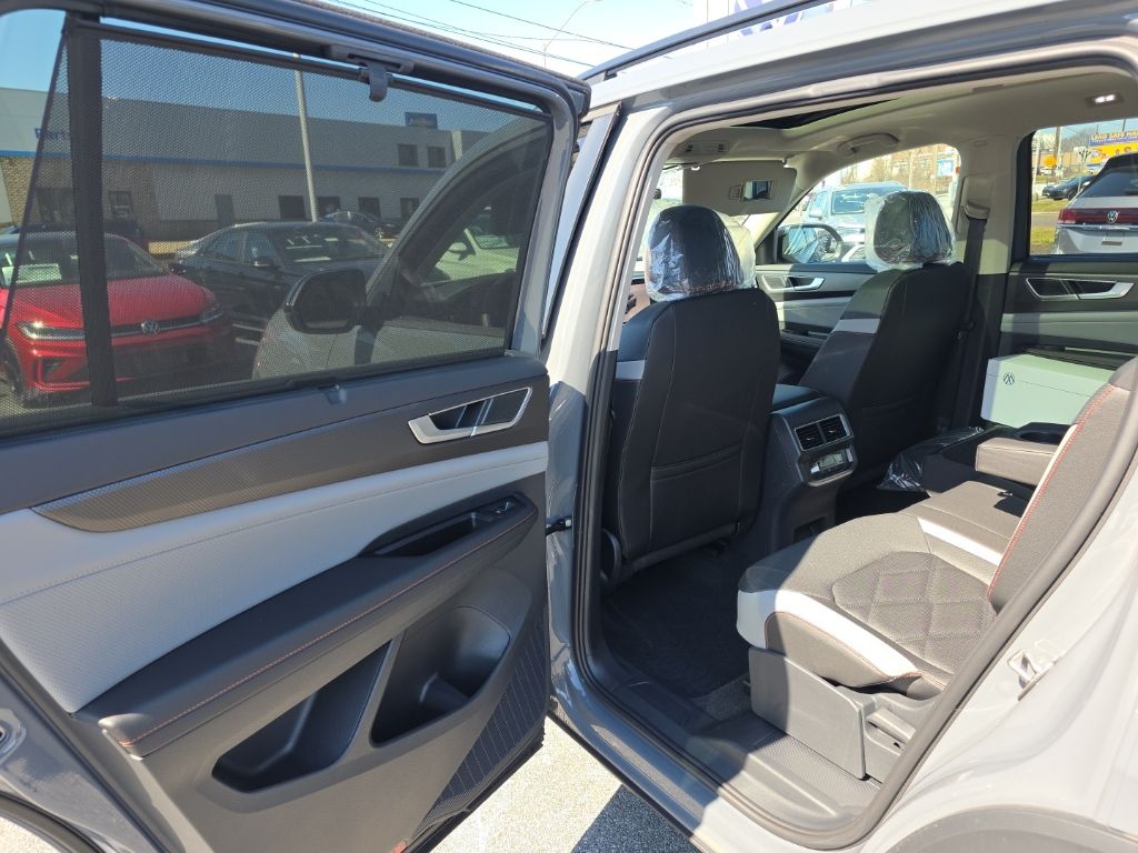 2026 Volkswagen Atlas 2.0T Peak Edition Gray at Sutliff Volkswagen