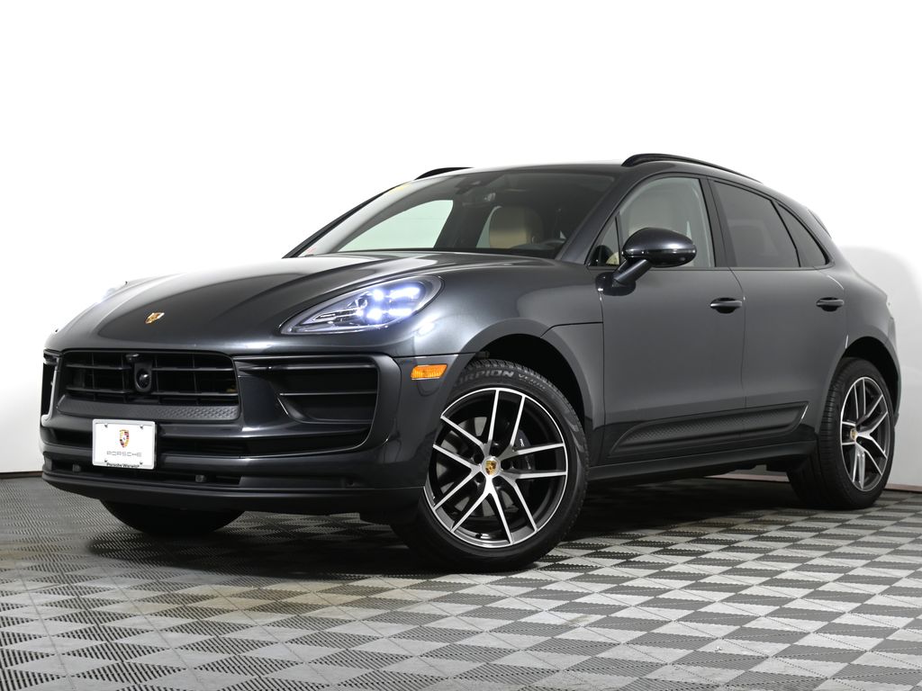 2024 Porsche Macan  -
                Warwick, RI