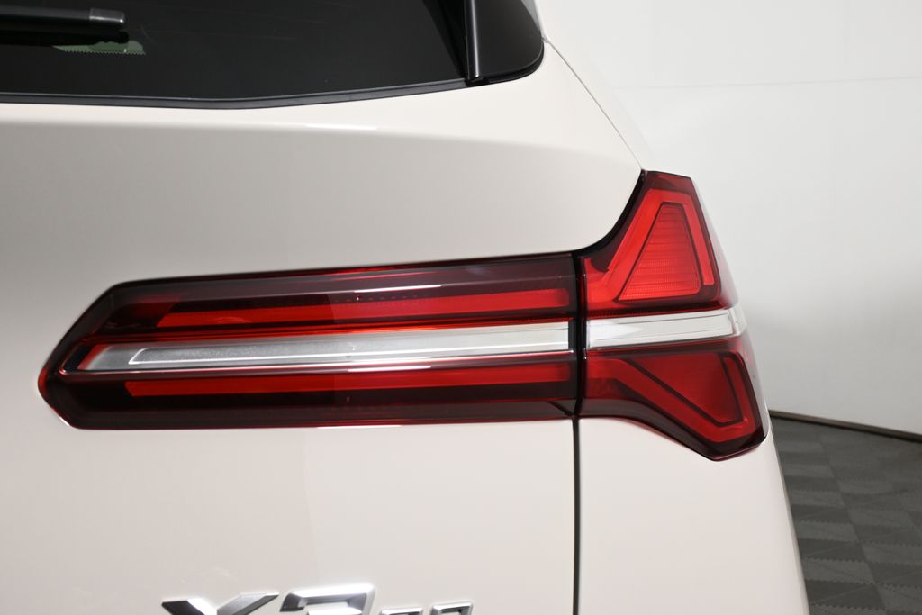 Thumbnail: 2026 BMW X3 - 13