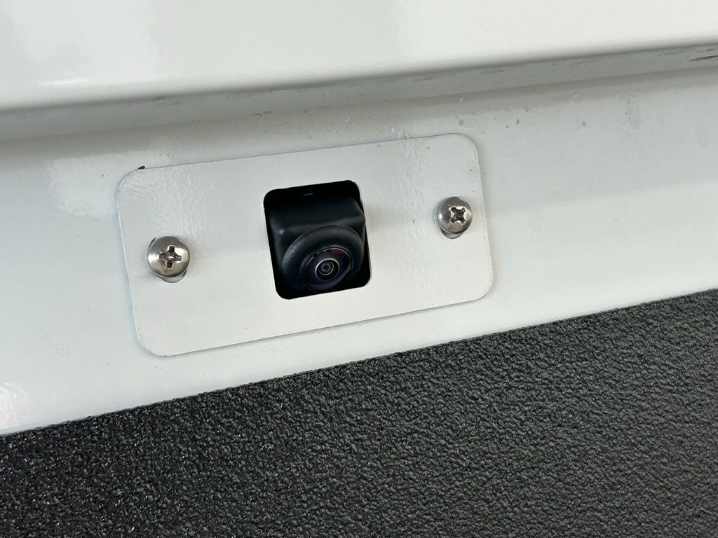 New 2026 Summit White Chevrolet Work Truck image 10