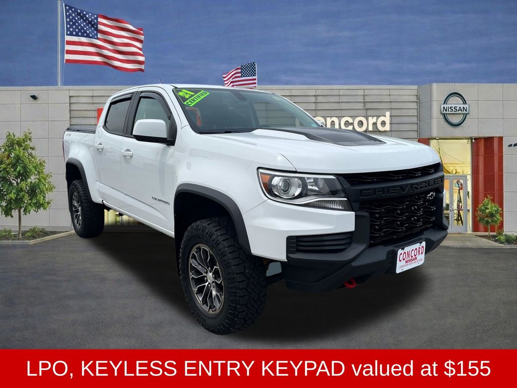 Summit White 2021 Chevrolet Colorado Pickup Truck Four-Wheel Drive 8-Speed Automatic