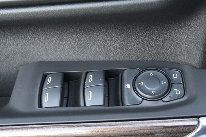 Used Car 2021 Chevrolet Silverado 1500  Lt Trail Boss For Sale Under $50,000 In Georgetown, Texas