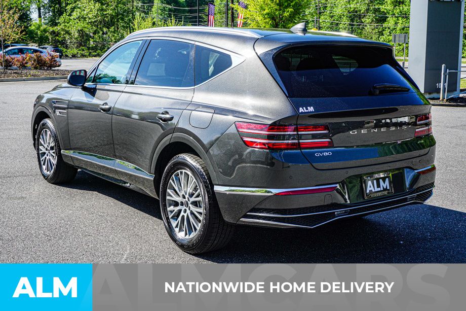 Used 2025 Gray Genesis 2.5T image 5