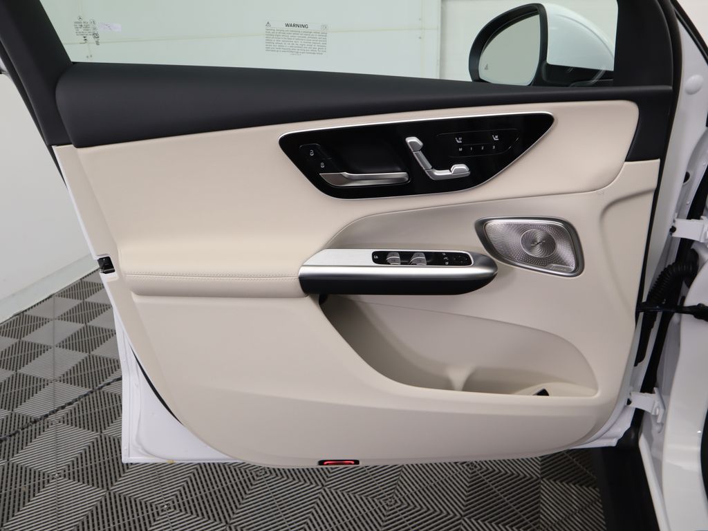 Thumbnail: 2026 Mercedes-Benz GLC - 26