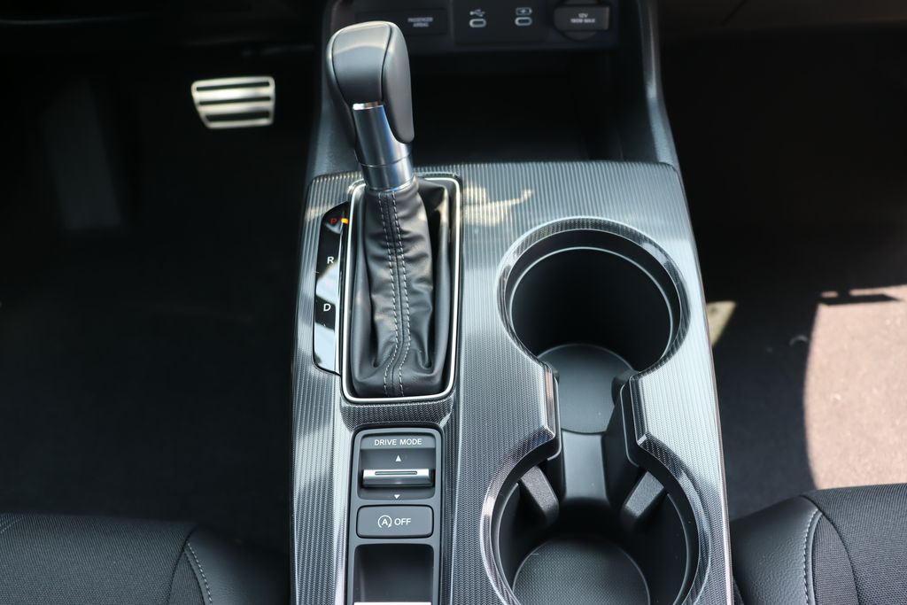 2025 Honda Civic Sport 22