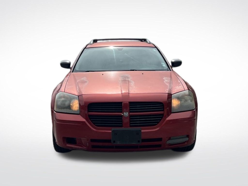 2005 Dodge Magnum's photo