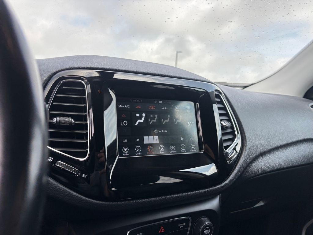 Used Car 2021 Jeep Compass  Altitude For Sale Under $25,000 In Austin, Texas