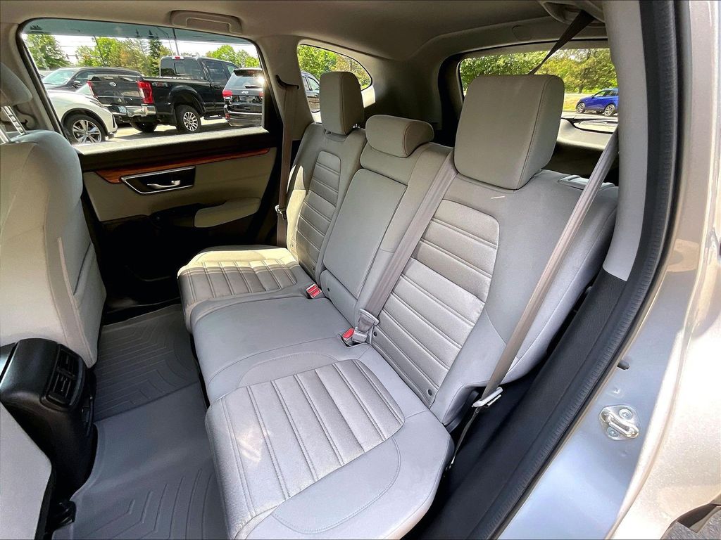2018 Honda CR-V — photo 25