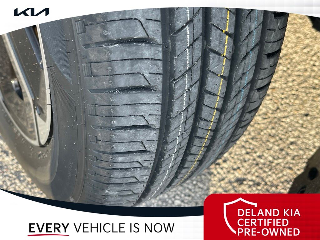 Used 2024 Kia Niro SUV