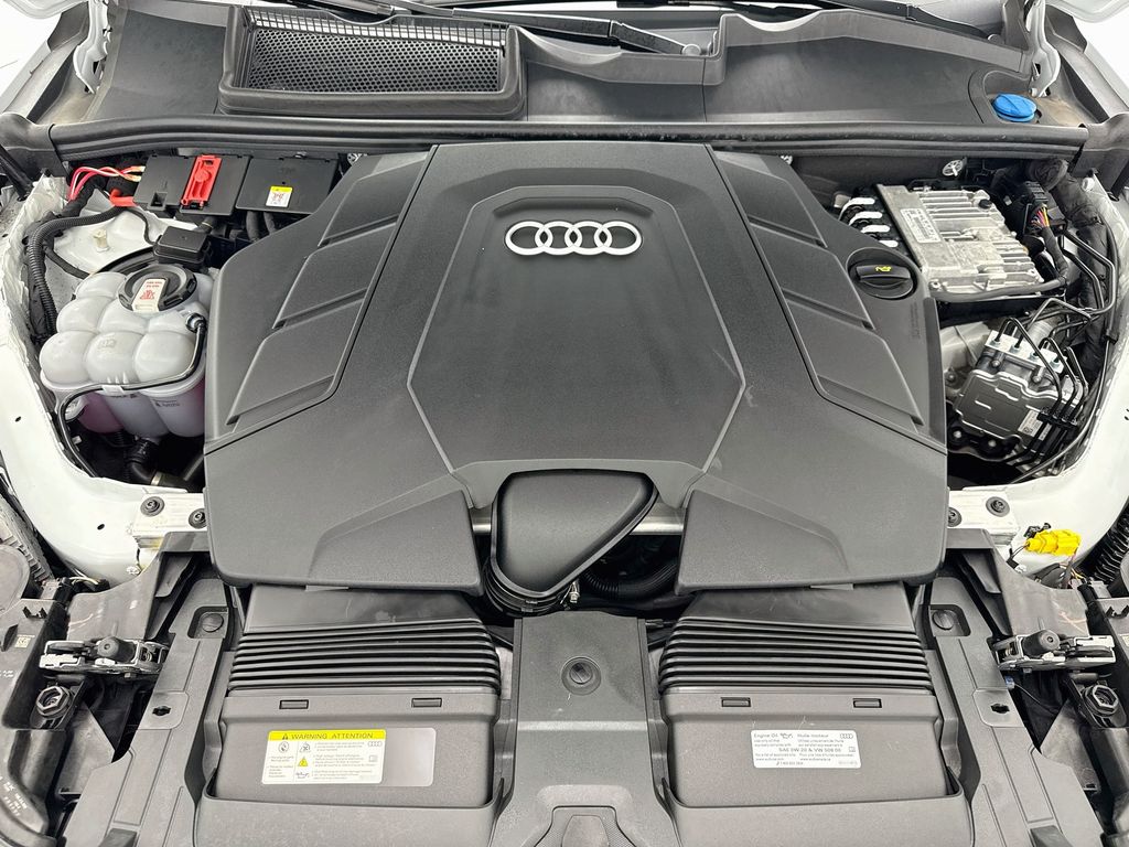 Thumbnail: 2023 Audi Q7 - 28