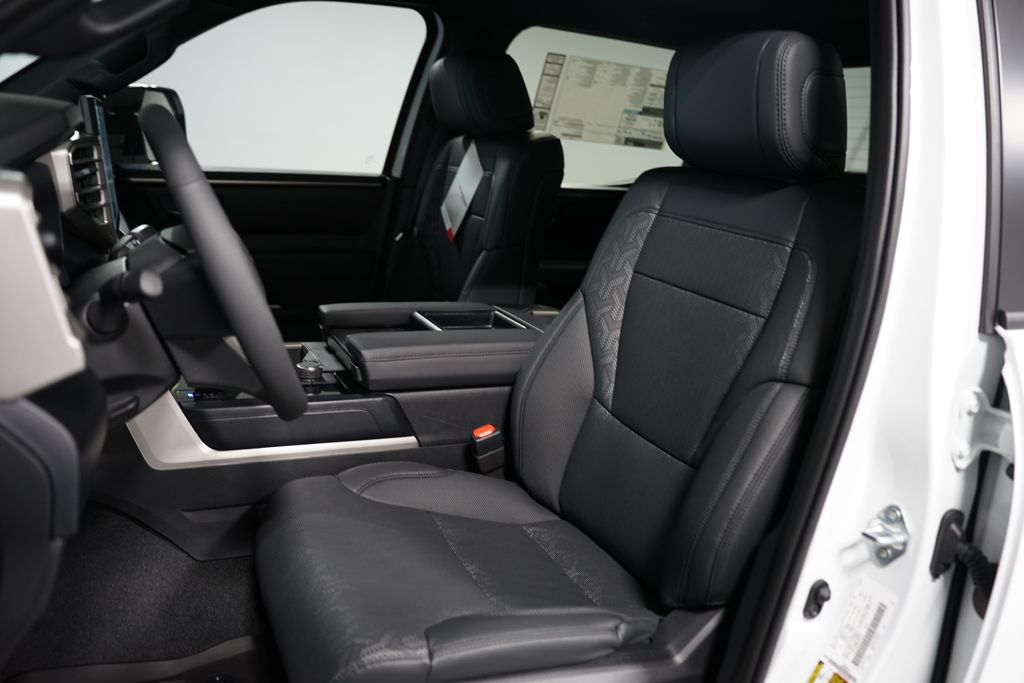 2025 Toyota Tundra SR5 28