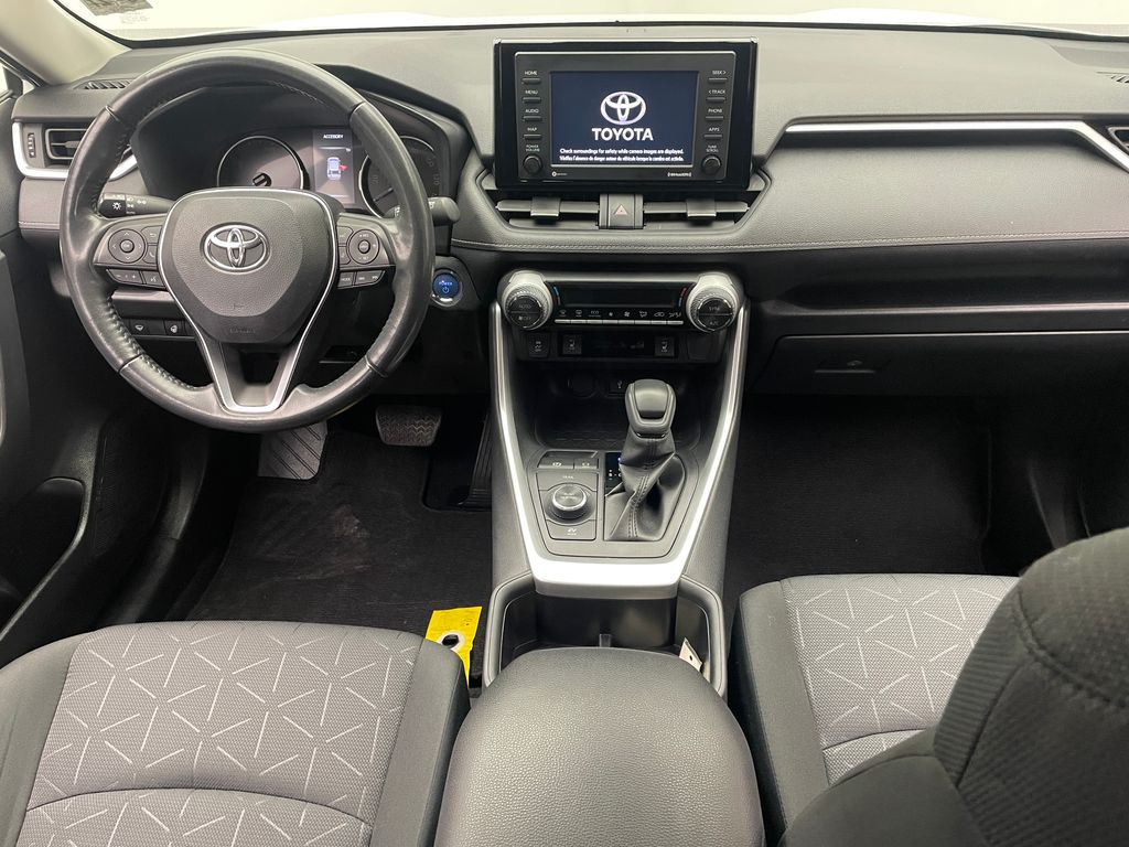 Thumbnail: 2022 Toyota RAV4 - 19