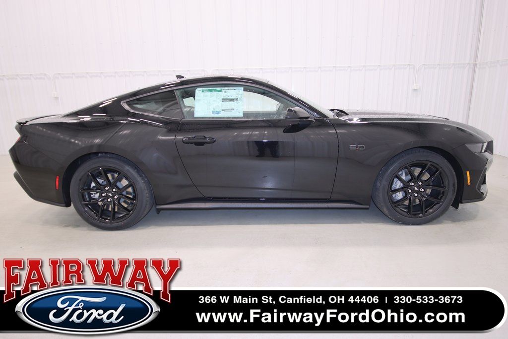 Shadow Black 2025 Ford Mustang GT Fastback RWD Coupe Rear-Wheel Drive 6-Speed Manual