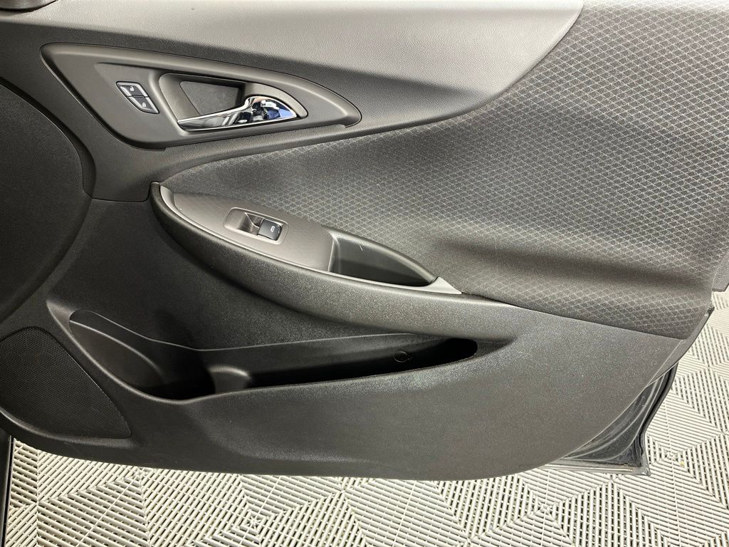 Thumbnail: 2025 Chevrolet Malibu - 23