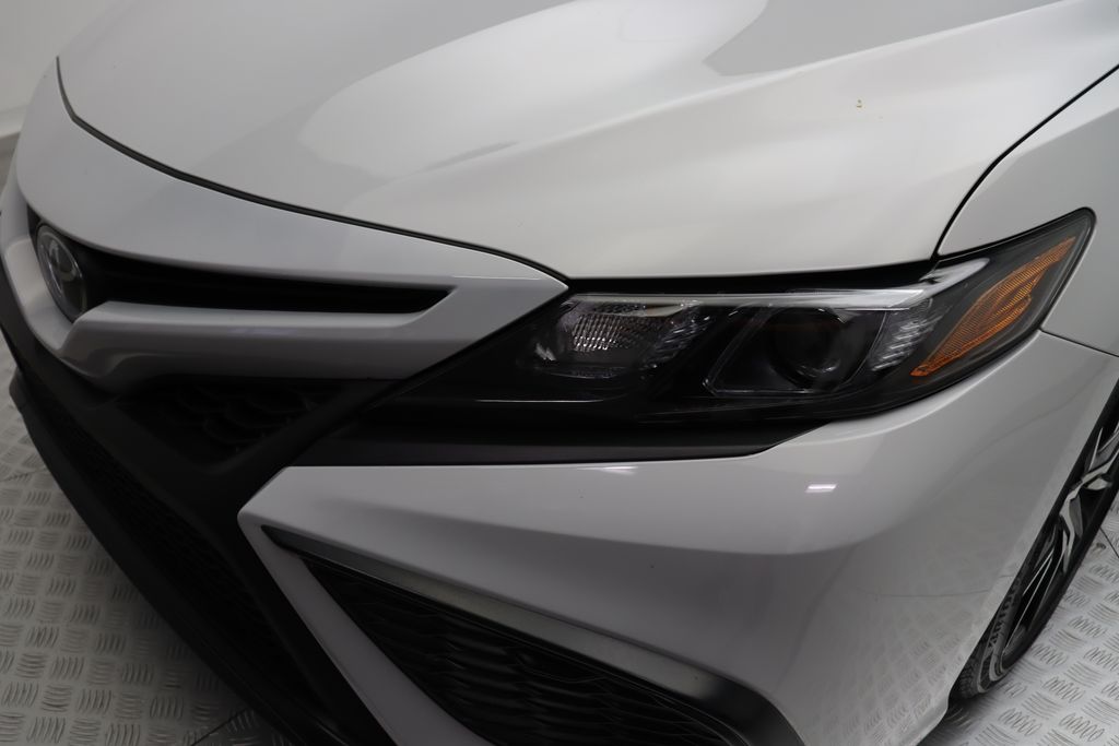 2024 Toyota Camry SE 3