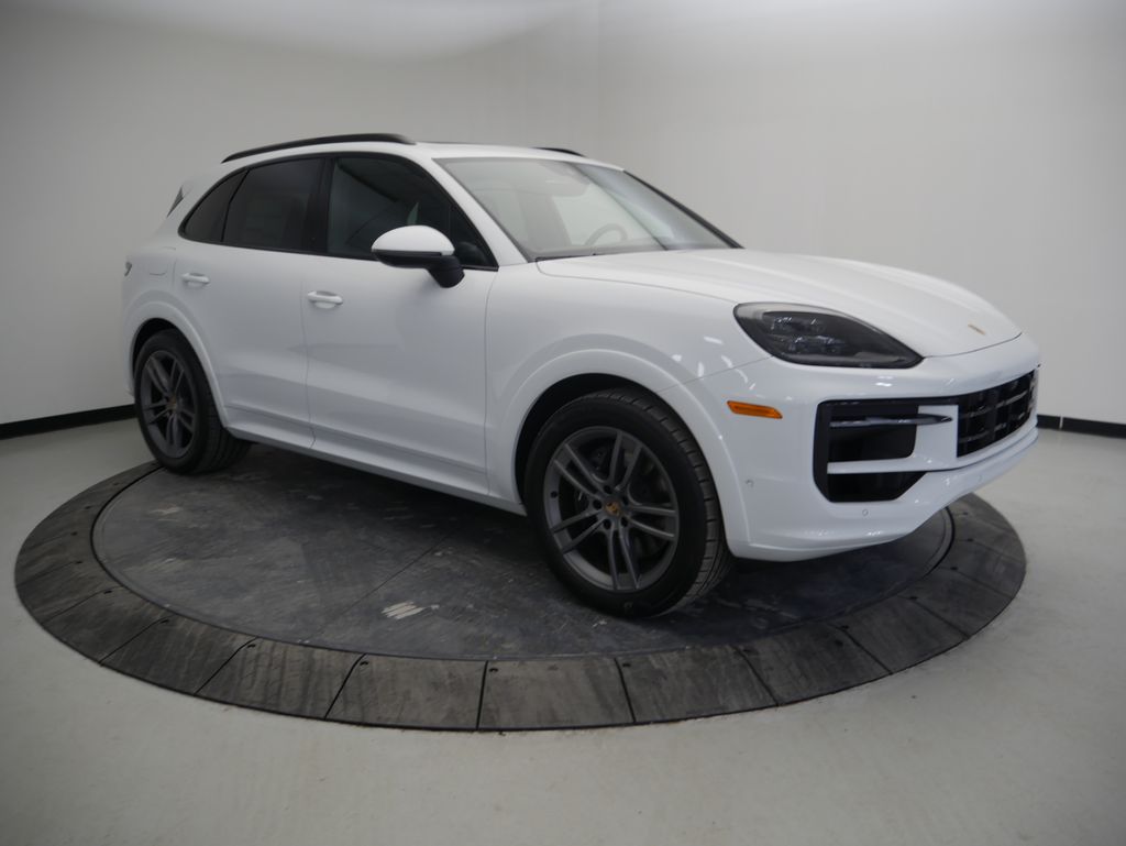 Thumbnail: 2026 Porsche Cayenne - 9