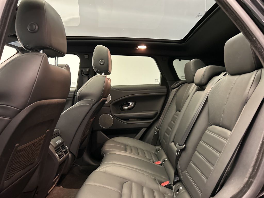 Thumbnail: 2018 Land Rover Range Rover Evoque - 25