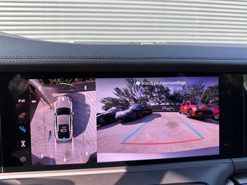 Thumbnail: 2026 Porsche Panamera - 31