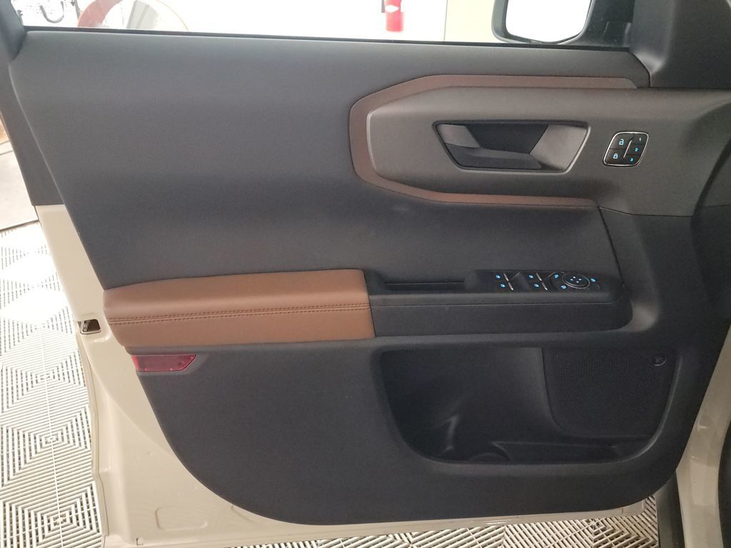 Certified Used 2025 Beige Ford Outer Banks image 15