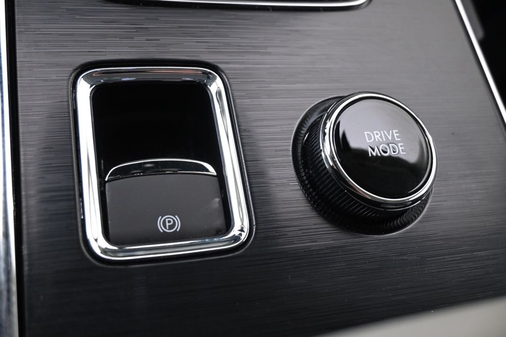 New 2026 White Lincoln Reserve image 34