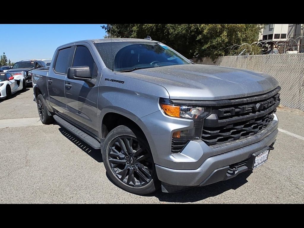 View vehicle photo 2
