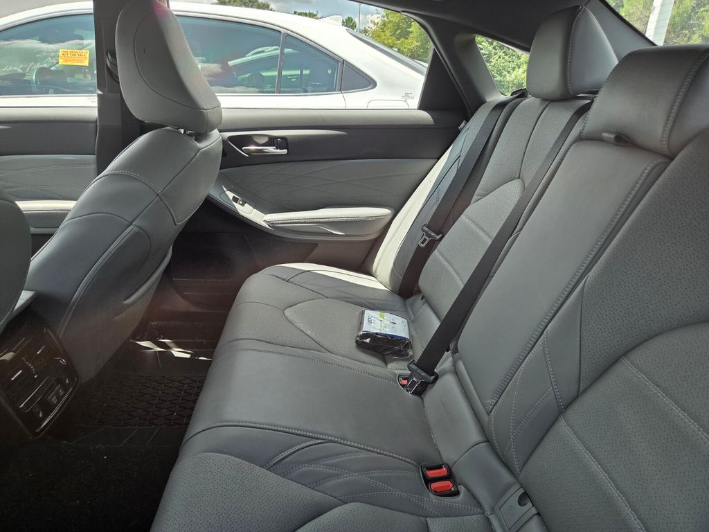 Used 2021 Toyota Avalon Hybrid Sedan