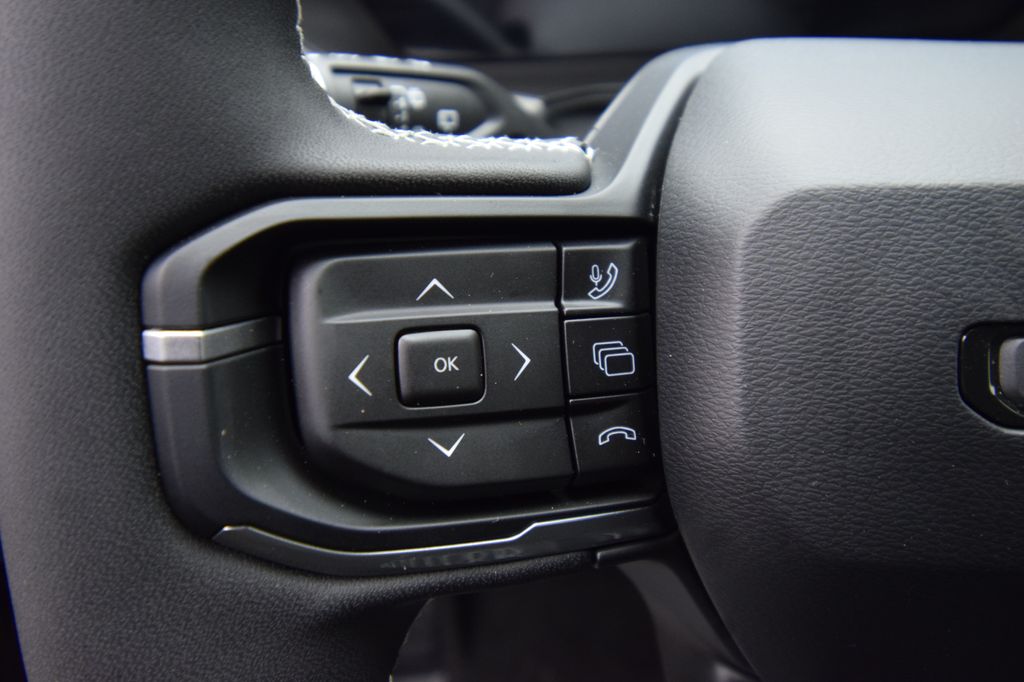 new 2026 Jeep Cherokee car, priced at $38,189