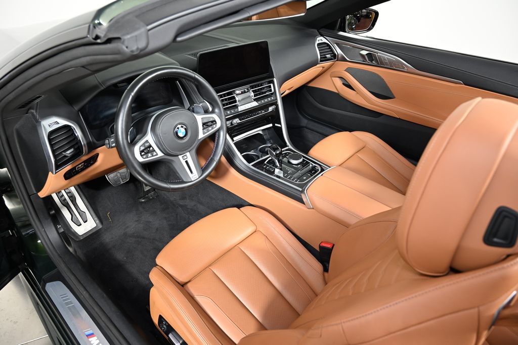 Thumbnail: 2023 BMW 8 Series - 23