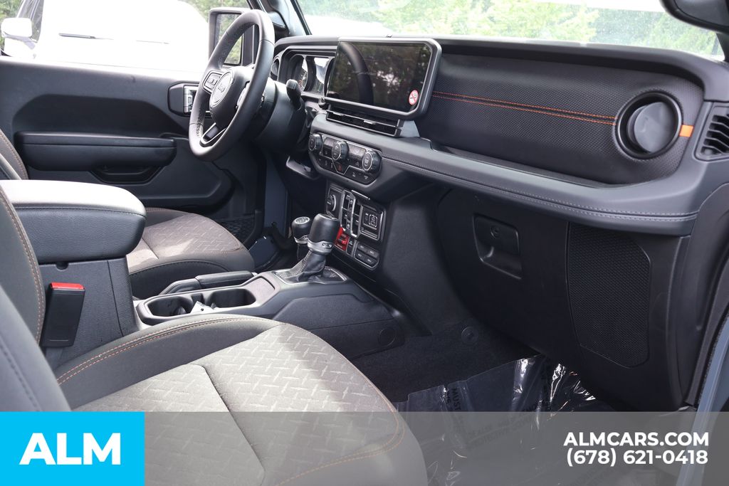 Used 2026 Gray Jeep Mojave image 28