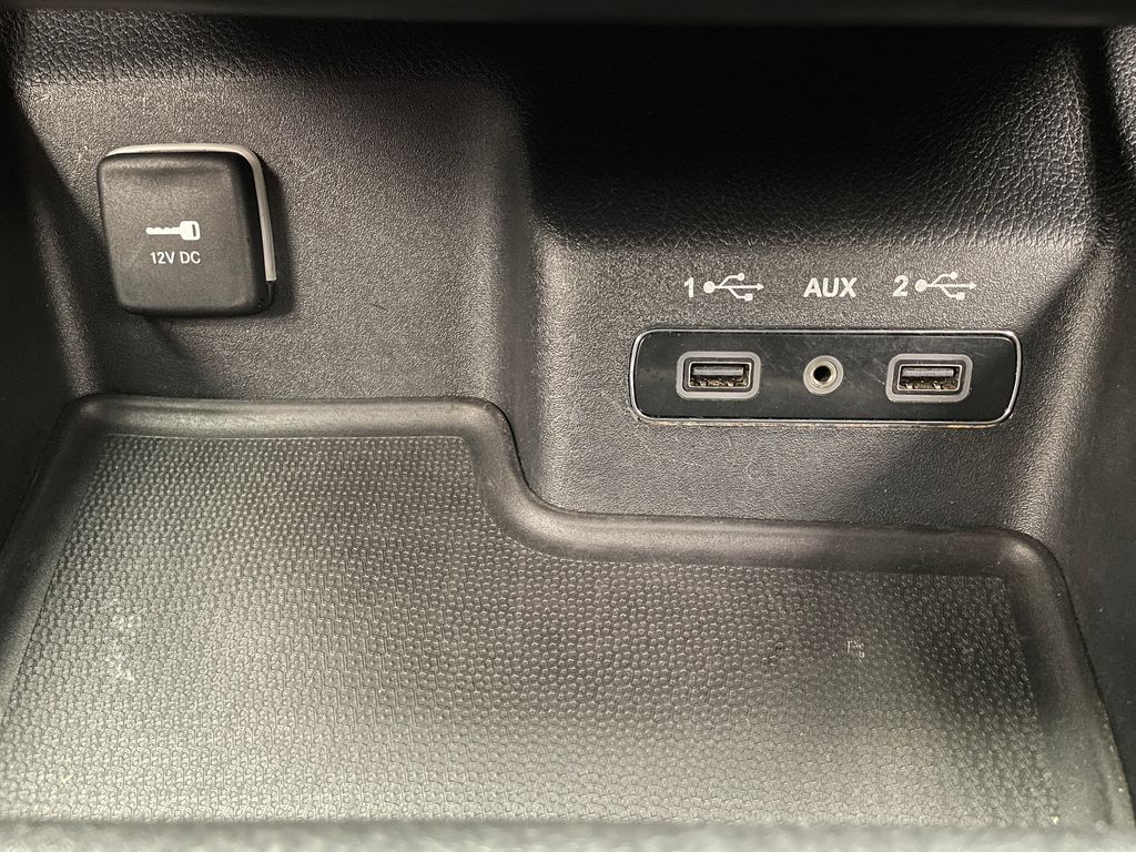 Thumbnail: 2019 Dodge Durango - 32