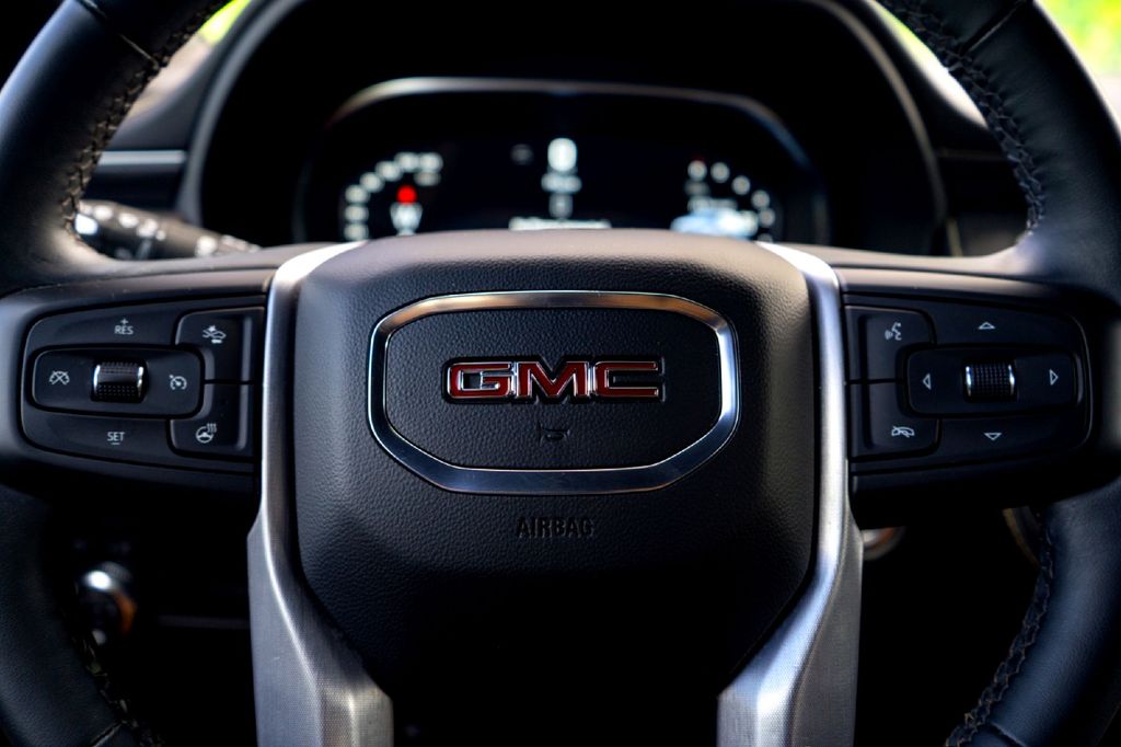 Used Car 2023 Gmc Yukon Xl  Slt For Sale Under $60,000 In Taylor, Texas