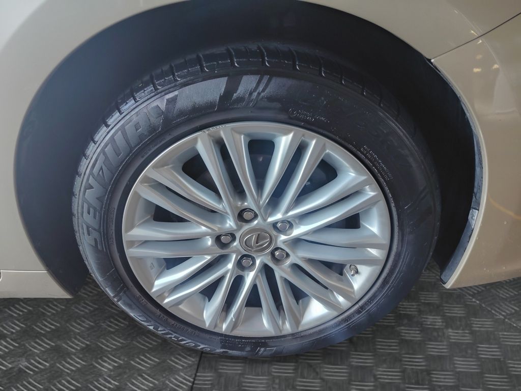 Used Car 2014 Lexus Es  350 For Sale Under $20,000 In Austin, Texas